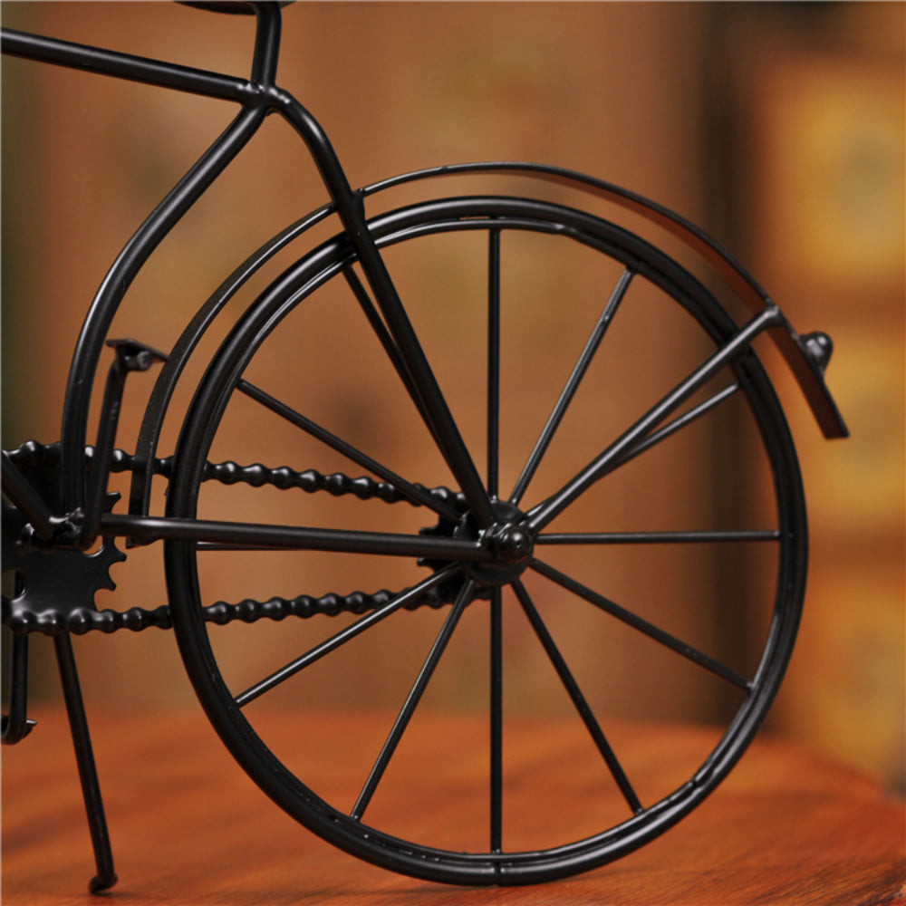 Vintage Antique-Style Metal Bicycle Decor Clock Timepiece with Retro Charm